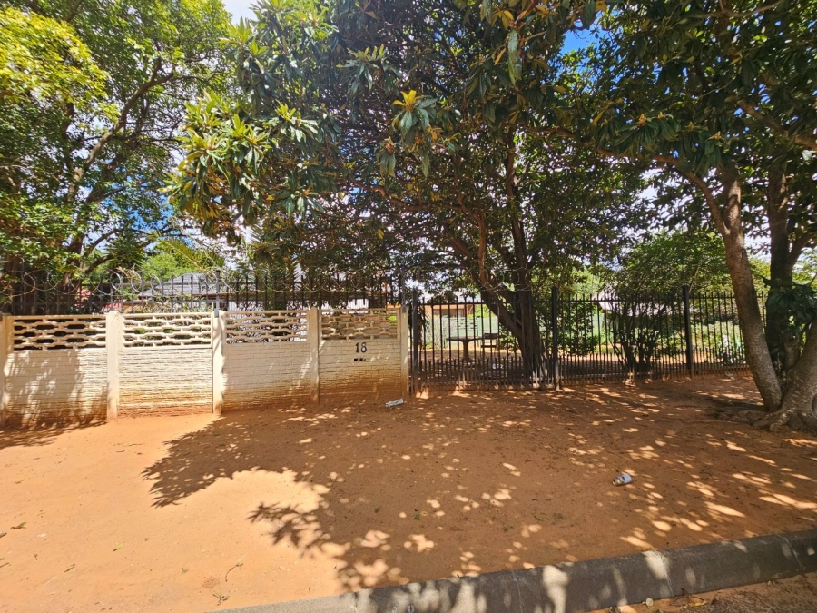 7 Bedroom Property for Sale in Universitas Free State